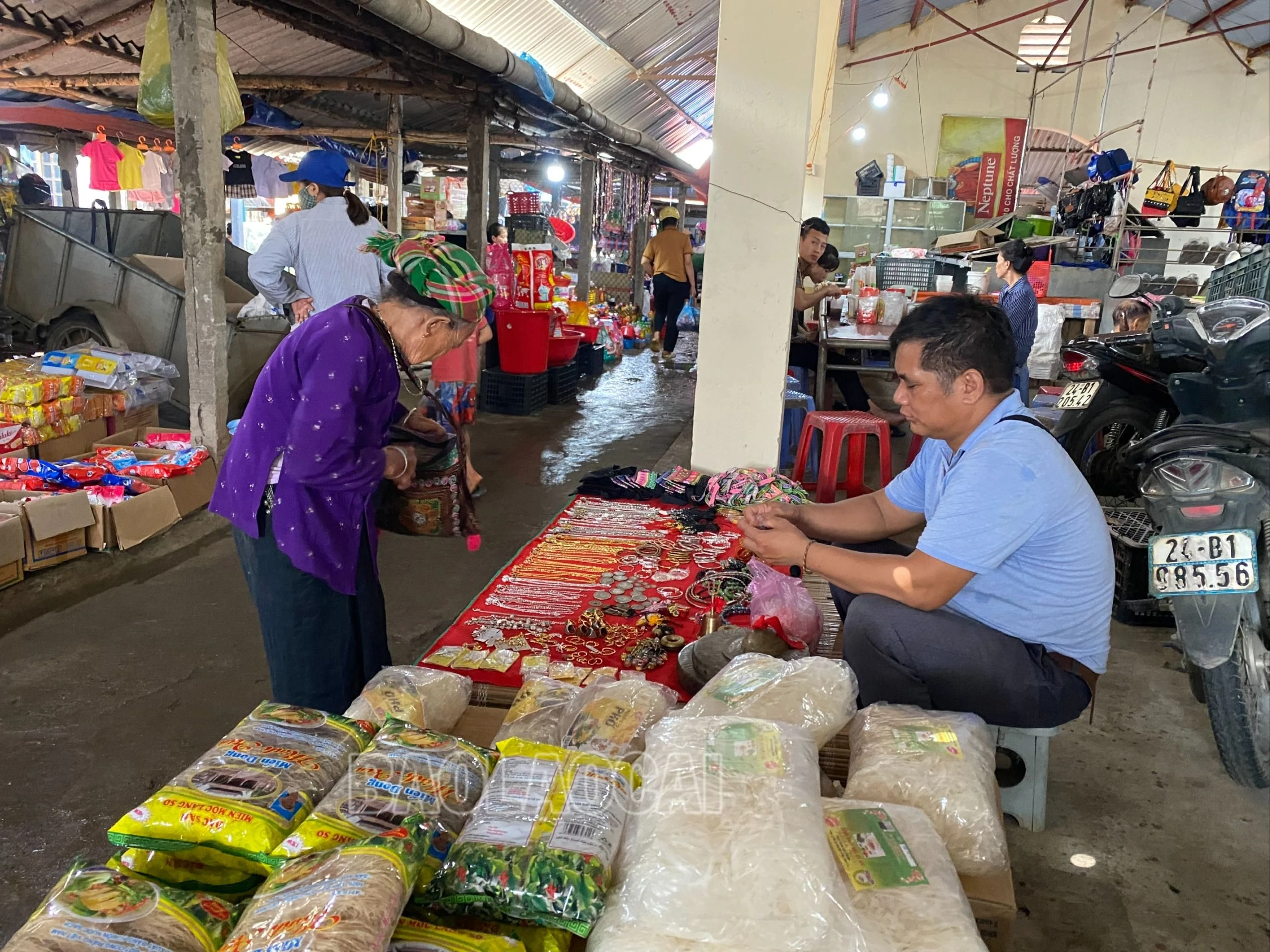 Nhu cầu tiêu dùng tăng cao trong dịp Rằm tháng Bảy.jpg