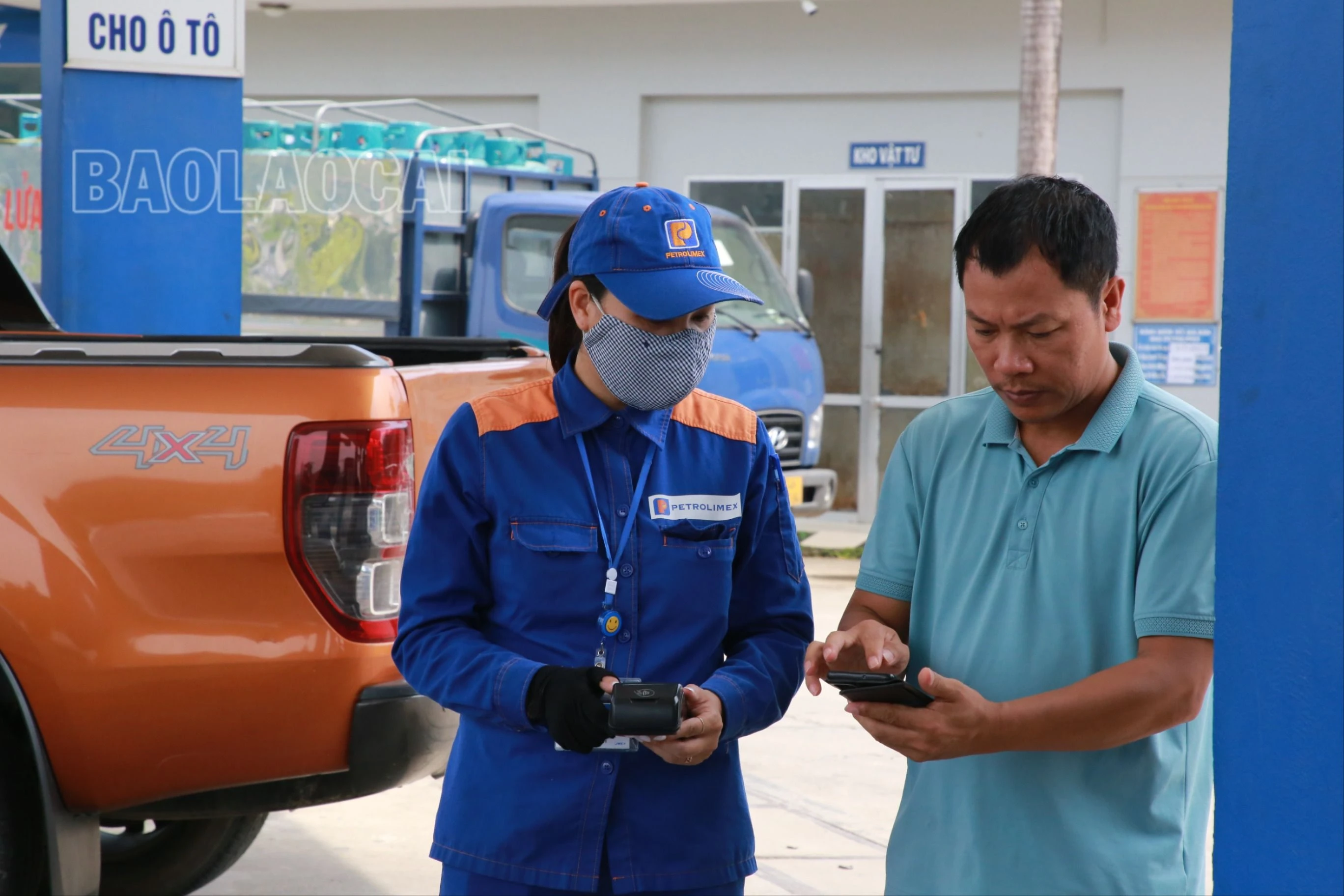 hóa đơn điện tử.JPG