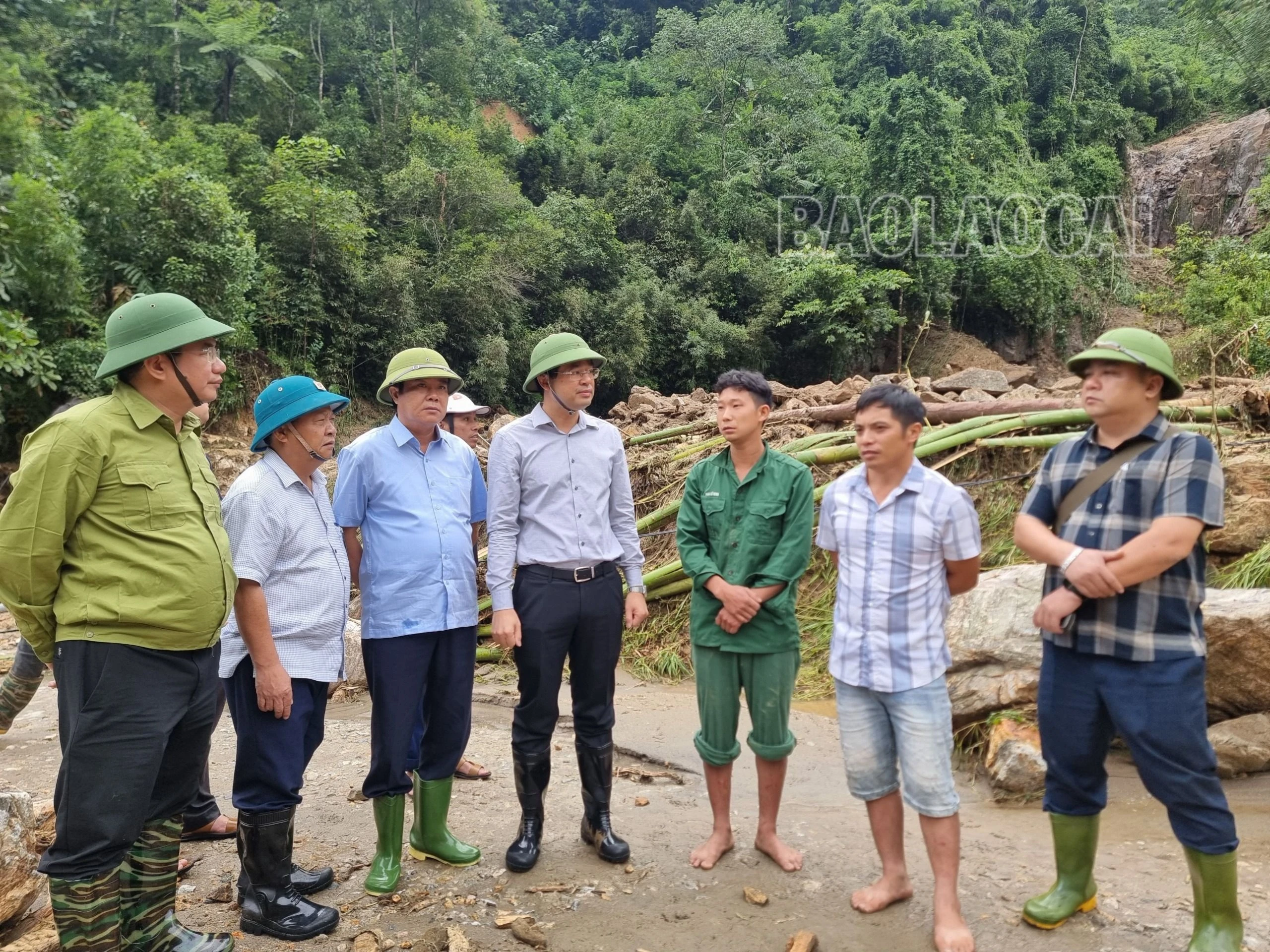 kiểm tra lũ.jpg