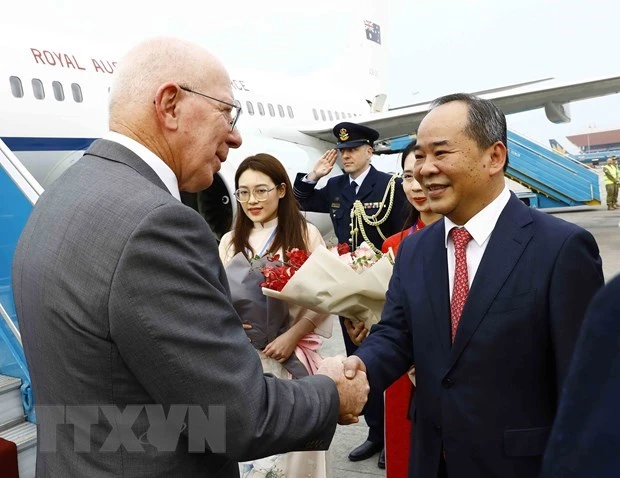 Lễ đón Toàn quyền Australia David Hurley tại Sân bay quốc tế Nội Bài.&nbsp;