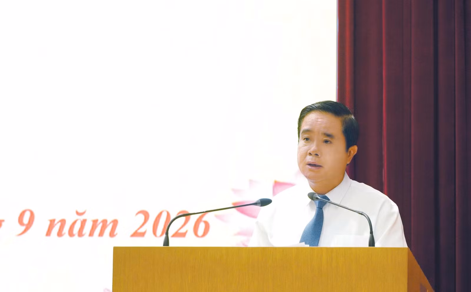 toan-chuan.jpg