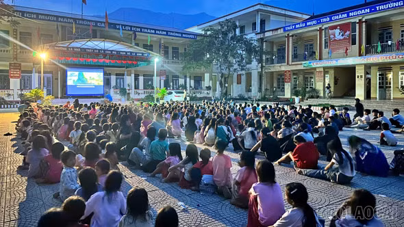Lào Cai: Đồng loạt chiếu phim lưu động tuyên truyền phòng, chống ma túy tại 9 xã vùng cao