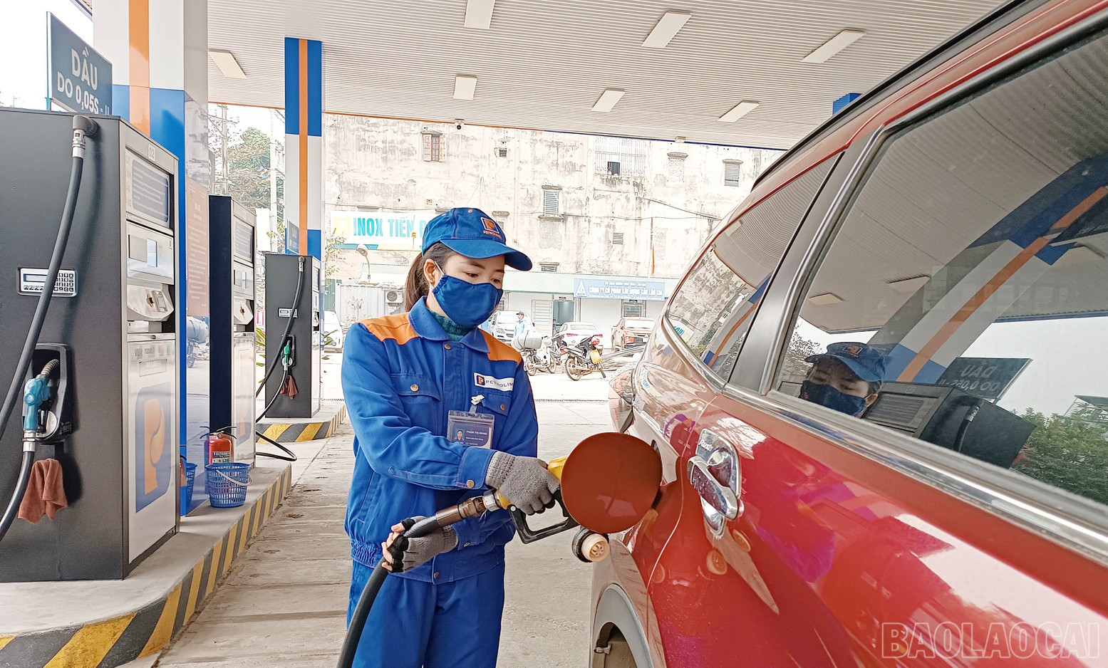 Hoạt động thương mại - dịch vụ trên địa bàn tỉnh ổn định. baolaocai-br_t2.jpg
