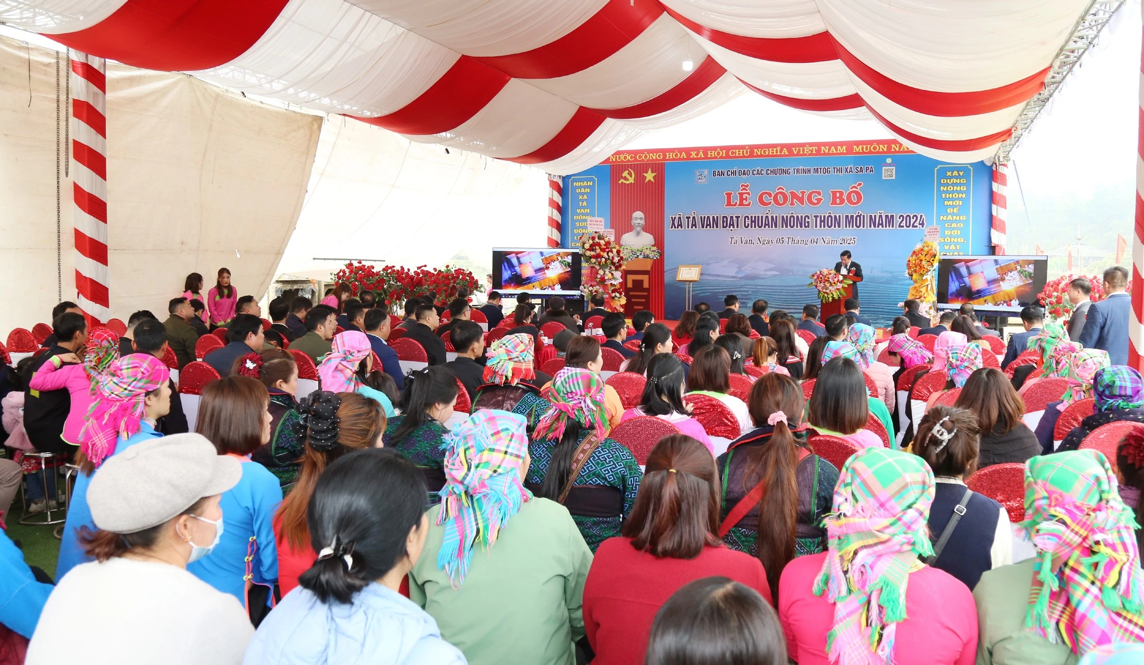 Quang cảnh buổi lễ.