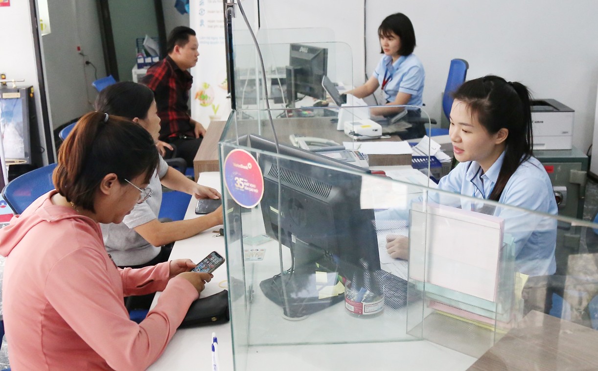 Đến nay có hơn trên 95% cá nhân có tài khoản thanh toán sử dụng dịch vụ VietinBank iPay. t2.jpg