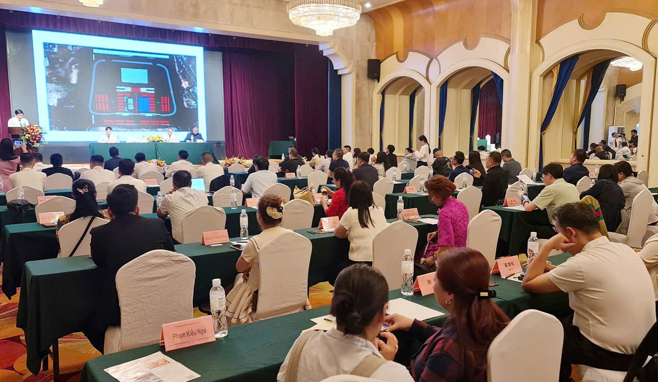 Đại biểu dự hội nghị. b1.jpg