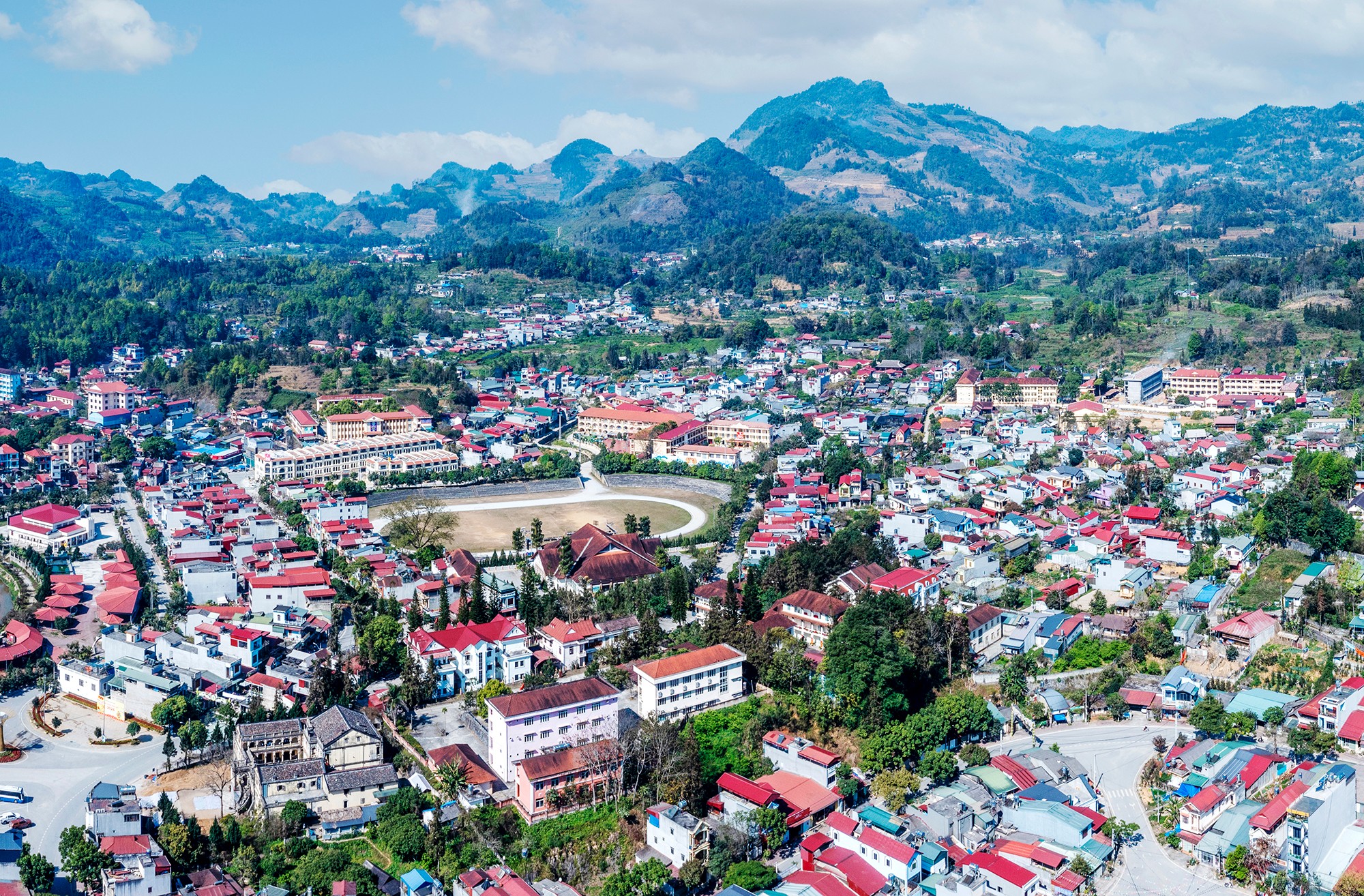 Một góc thị trấn Bắc Hà. dji-0178-pano-copy-1.jpg