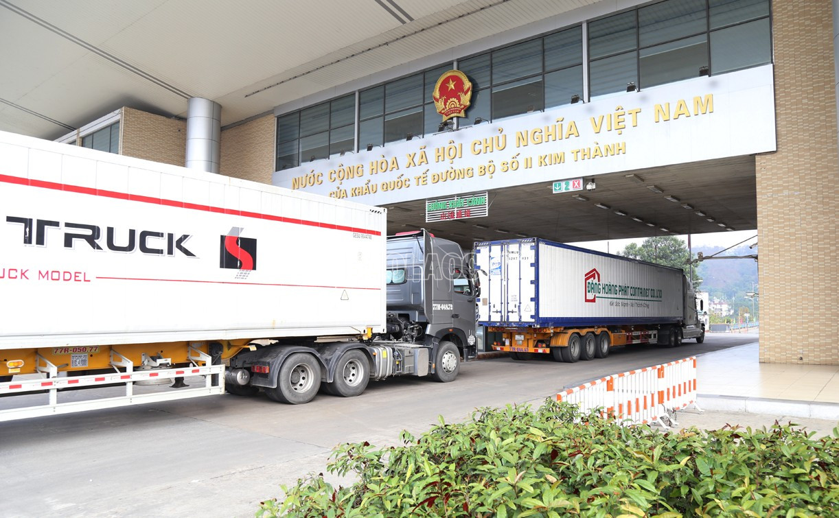 Hàng hoá xuất khẩu. baolaocai-c_ck6.jpg