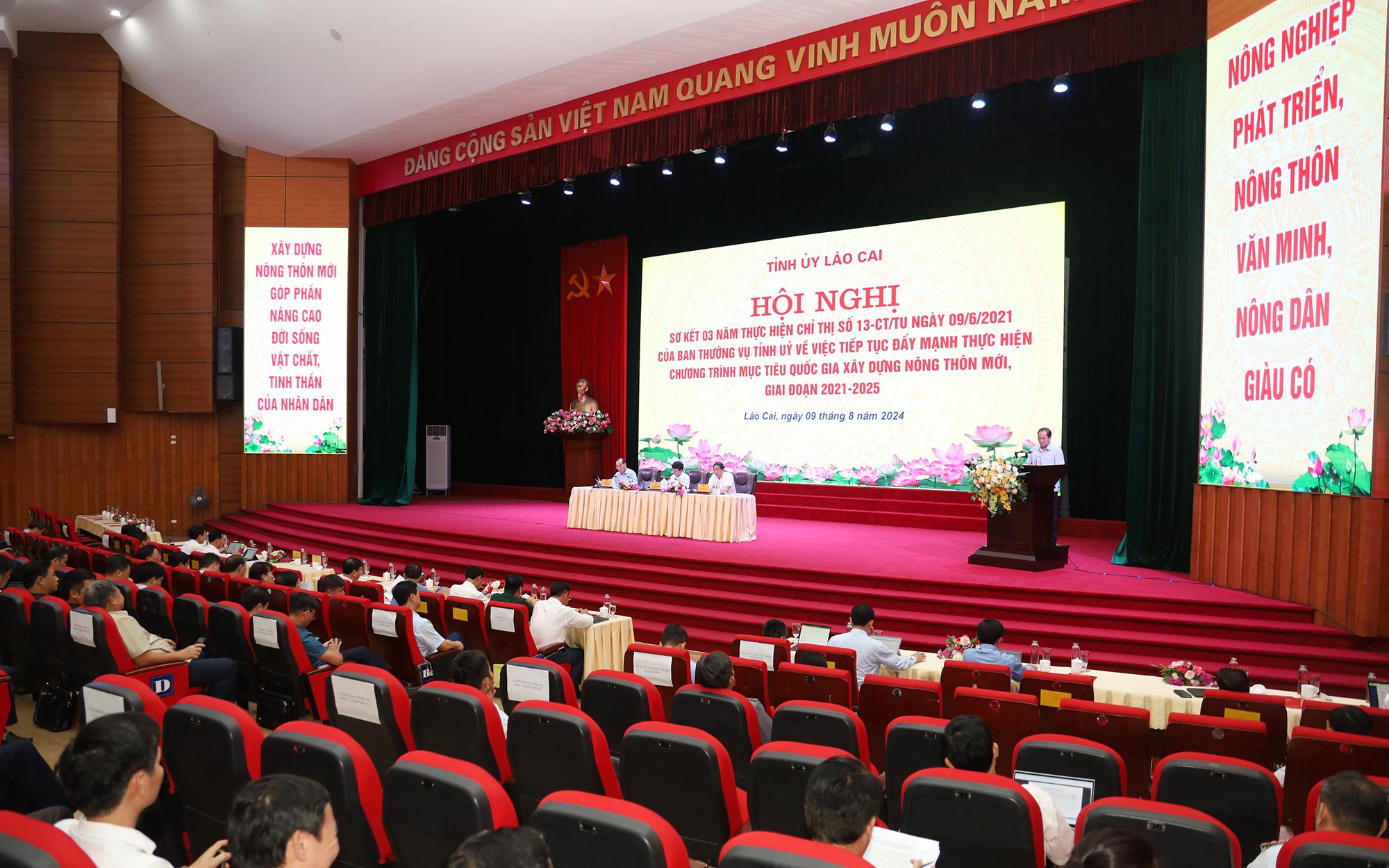 Đại biểu thảo luận tại hội nghị. IMG_6094.JPG
