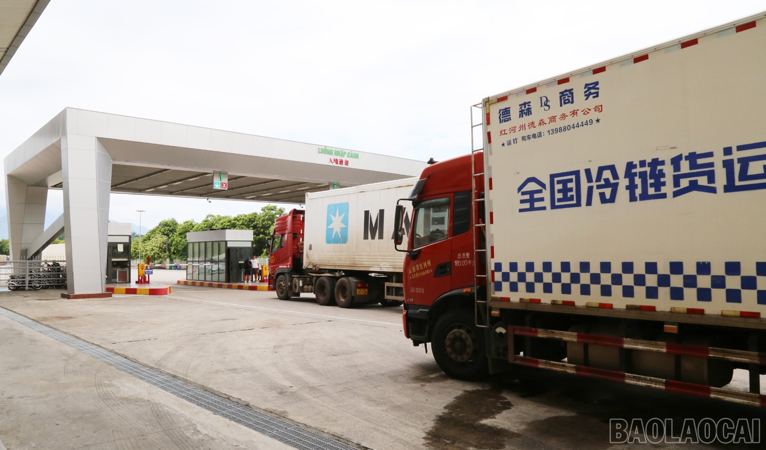 Hoạt động xuất - nhập khẩu hàng hóa qua Cửa khẩu Quốc tế đường bộ số II Kim Thành diễn ra sôi động, góp phần quan trọng vào phát triển kinh tế chung của tỉnh. baolaocai-br_h11.jpg