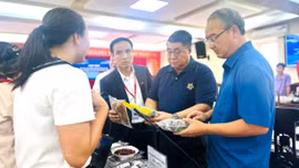 Gắn sao OCOP, tấm vé thông hành cho nông sản Lào Cai