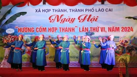 Rộn ràng Ngày hội Hương cốm Hợp Thành