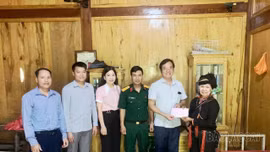 Mỏ Vàng thành lập 5 đoàn công tác tri ân người có công nhân dịp 30/4