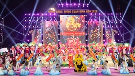 Rực rỡ đêm giao thừa: Lào Cai bừng sáng trong “Xuân rạng ngời”