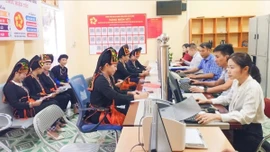 Công tác cải cách hành chính được tích cực triển khai thực hiện tại xã Mỏ Vàng.