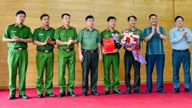 Giữ vững bình yên từ cơ sở