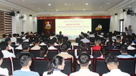 Khai giảng lớp bồi dưỡng nhận thức về Đảng năm 2025