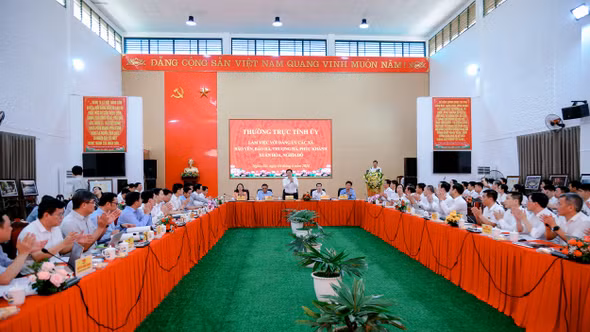 Thường trực Tỉnh ủy làm việc với Thường trực Đảng ủy 6 xã khu vực Bảo Yên