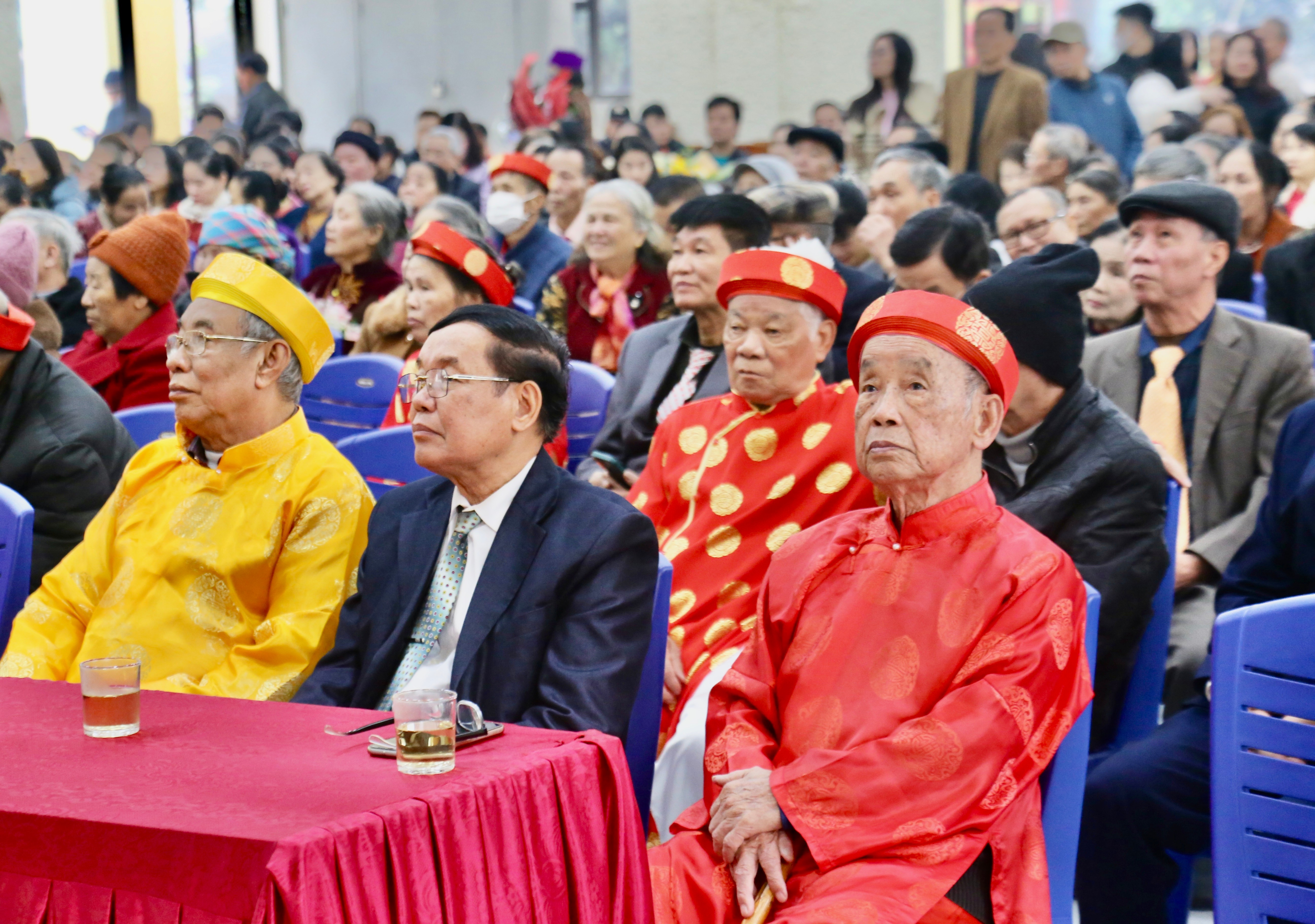 Các cụ được mừng thọ dịp Xuân Ất Tỵ năm 2025. img-0503.jpg