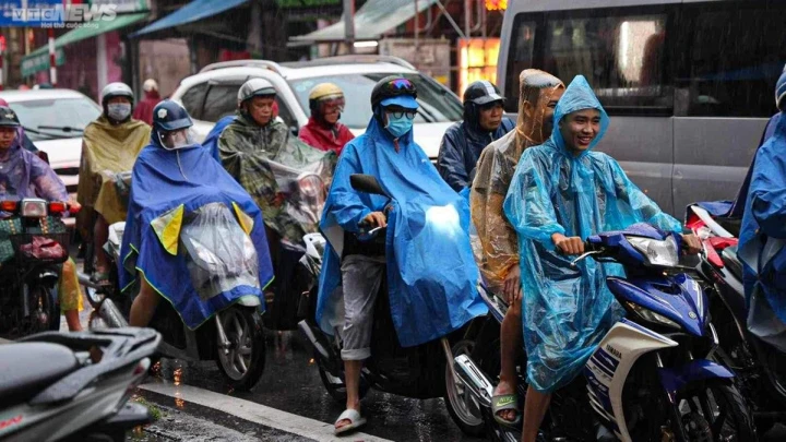 Ngày 6/8, miền Bắc rải rác mưa dông.