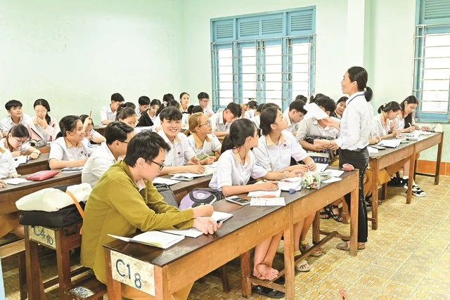 Thi đua đẩy mạnh phong trào học tập suốt đời trong gia đình, dòng họ, cộng đồng, đơn vị và xây dựng mô hình công dân học tập; xây dựng văn hóa học tập.