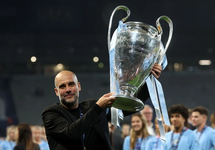Pep Guardiola đi vào lịch sử.