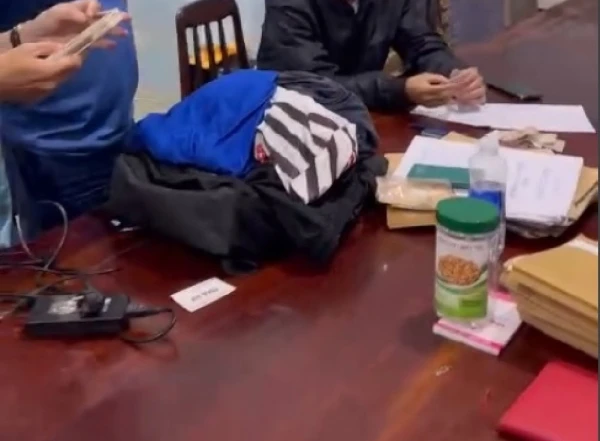 Hành lý Sơn mang theo bên mình thời điểm bị bắt.