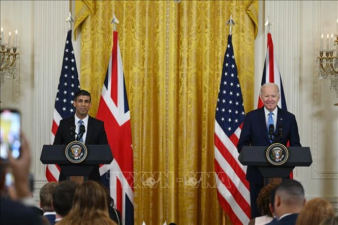 Ngày 8/6/2023, Tổng thống Mỹ Joe Biden (phải) trong cuộc hội đàm với Thủ tướng Anh Rishi Sunak (trái) đang ở thăm Washington D.C.