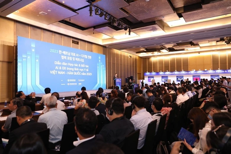 Toàn cảnh Diễn đàn.