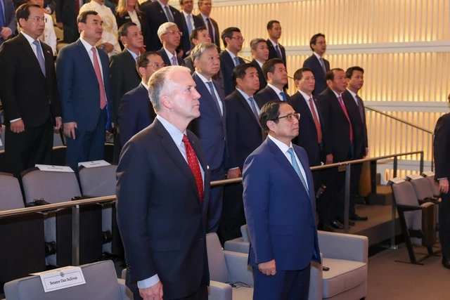 Tại trụ sở Viện Hòa bình Hoa Kỳ (Washington D.C), Thủ tướng tham dự Lễ kỷ niệm 78 năm Quốc khánh Việt Nam và chào mừng quan hệ Đối tác Chiến lược toàn diện Việt Nam-Hoa Kỳ.