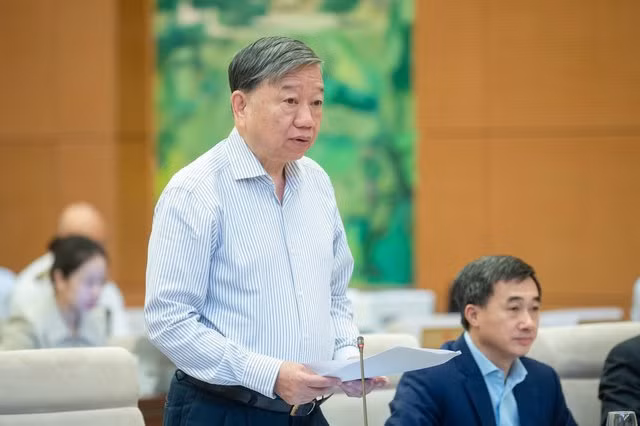 Bộ trưởng Bộ Công an Tô Lâm phát biểu tại phiên thảo luận về Luật Căn cước công dân (sửa đổi).