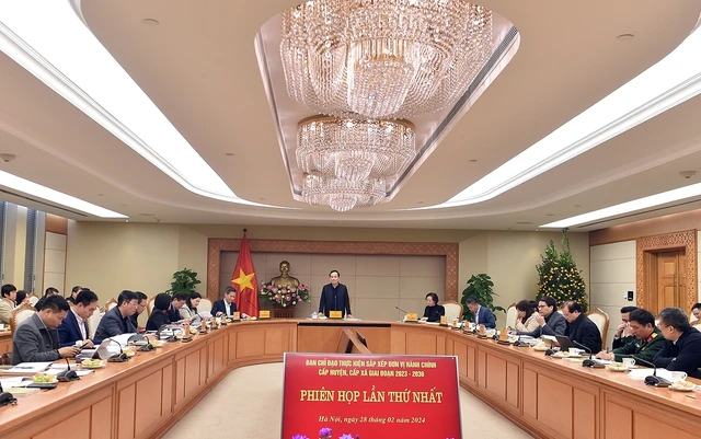 Phó Thủ tướng Trần Lưu Quang chủ trì phiên họp thứ nhất của Ban Chỉ đạo thực hiện sắp xếp ĐVHC cấp huyện, cấp xã - Ảnh: VGP/Hải Minh