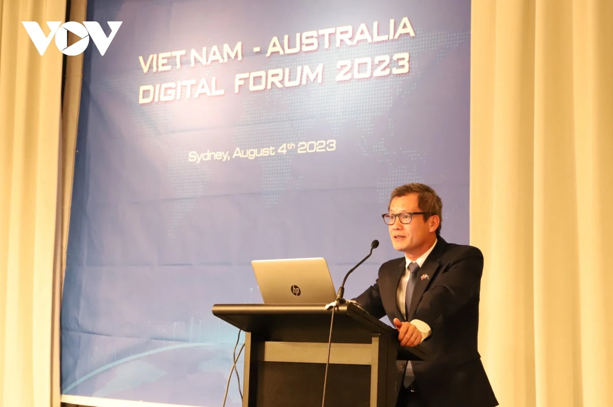 Tổng lãnh sự Nguyễn Đăng Thắng tham dự Diễn đàn số Việt Nam - Australia.
