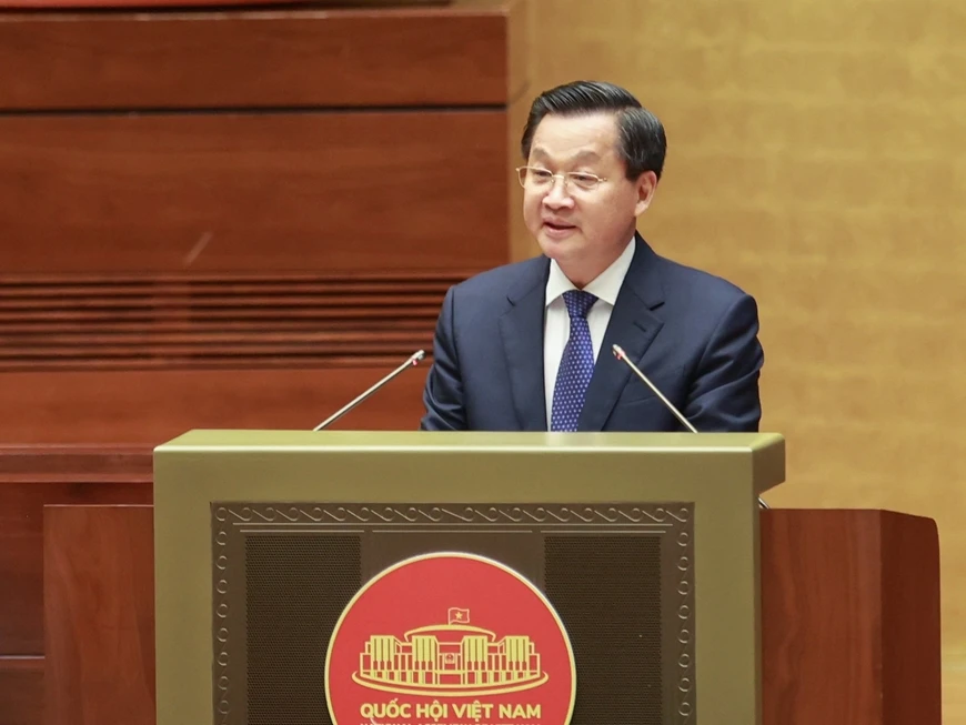 Phó thủ tướng Chính phủ Lê Minh Khái phát biểu tại phiên họp. Ảnh: TRỌNG HẢI