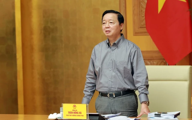 Phó Thủ tướng Trần Hồng Hà: Chương trình mục tiêu về chấn hưng, phát triển văn hóa, xây dựng con người Việt Nam cần tiếp cận tổng thể, đồng bộ, nhưng tập trung vào những mục tiêu, nhiệm vụ cấp bách, ưu tiên nhất.