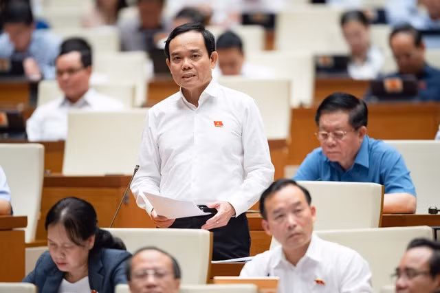 Phó Thủ tướng Trần Lưu Quang đã tập trung làm rõ nguyên nhân chậm triển khai; tiến độ, định hướng tháo gỡ vướng mắc, thúc đẩy Chương trình mục tiêu quốc gia phát triển kinh tế - xã hội vùng đồng bào dân tộc thiểu số và miền núi.