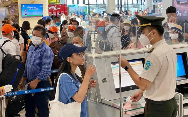 Cục Hàng không cho biết vẫn còn vé máy bay đến điểm nóng du lịch dịp nghỉ lễ.