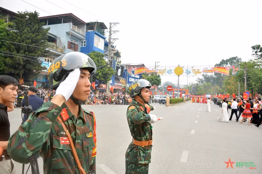 Lực lượng Kiểm soát quân sự hỗ trợ bảo đảm an ninh tại chương trình tổng duyệt.