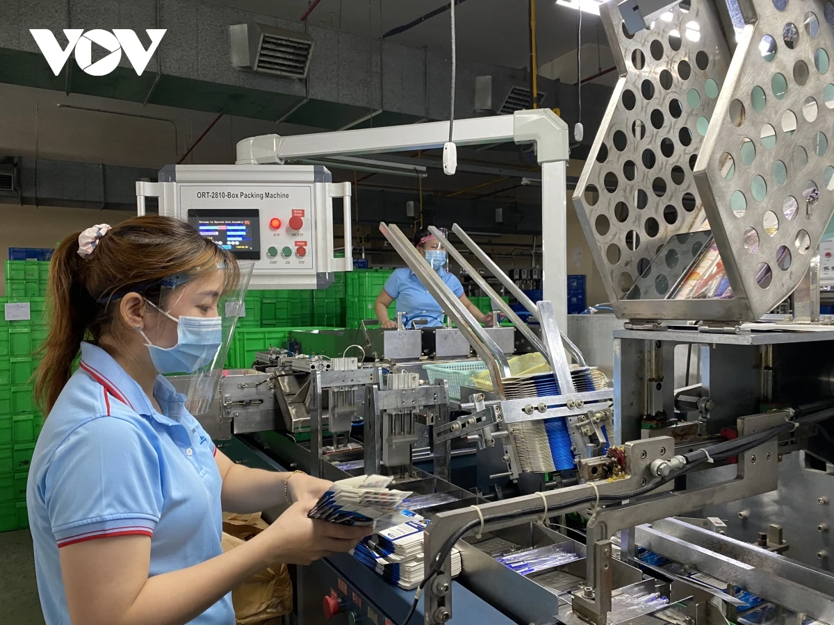 Doanh nghiệp tích cực thực hiện mục tiêu kép, vừa phòng dịch vừa đảm bảo sản xuất kinh doanh_0.jpg