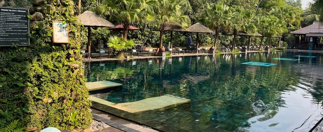 Khu nghỉ dưỡng Pilgrimage Village Boutique, Huế.