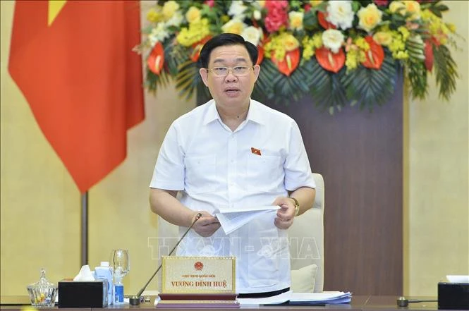 Chủ tịch Quốc hội Vương Đình Huệ phát biểu kết thúc phiên họp.