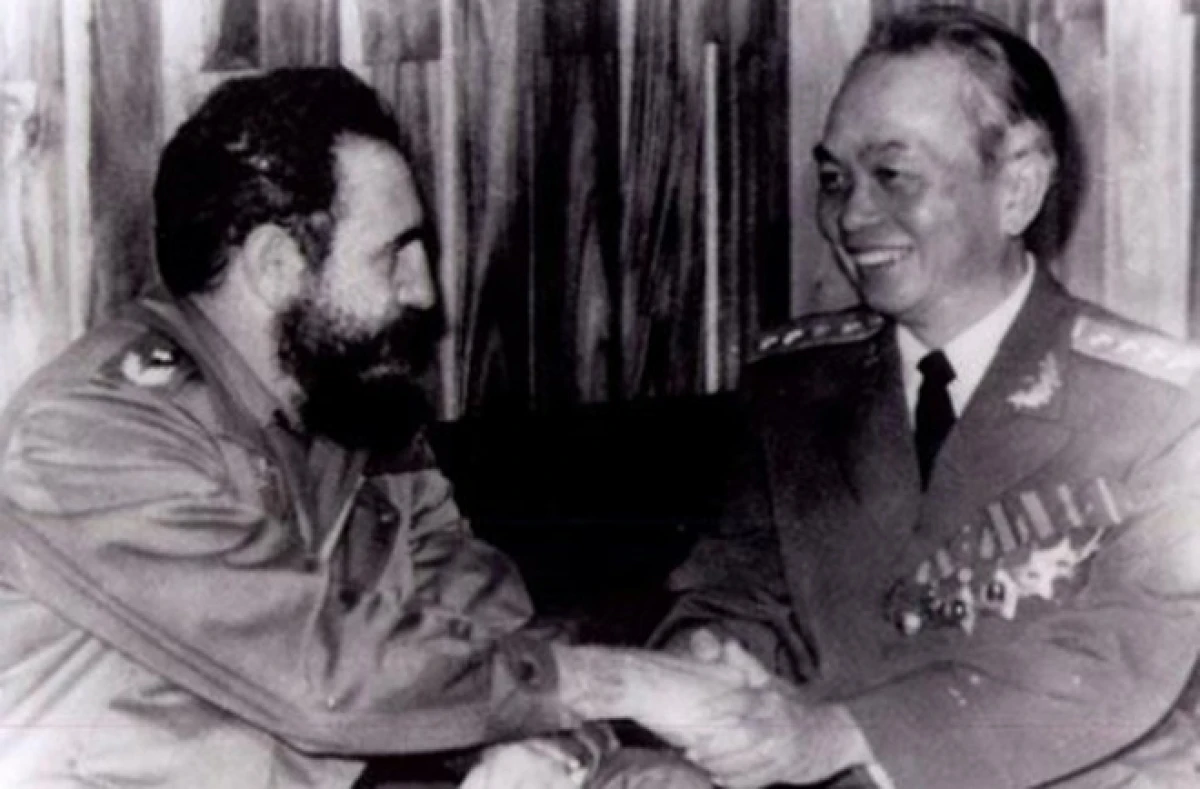 Fidel Castro là nguyên thủ nước ngoài đầu tiên và duy nhất đến thăm vùng mới giải phóng Quảng Trị.