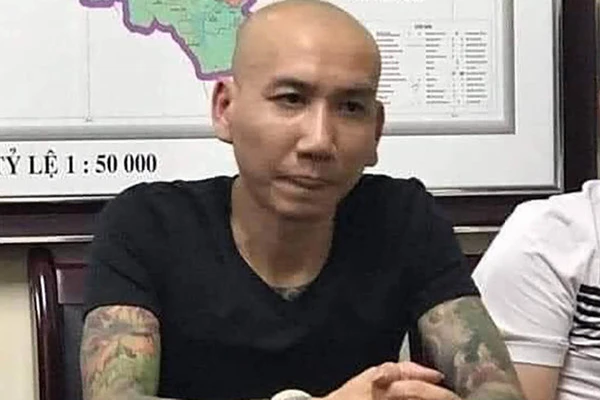 "Giang hồ mạng" Phú Lê