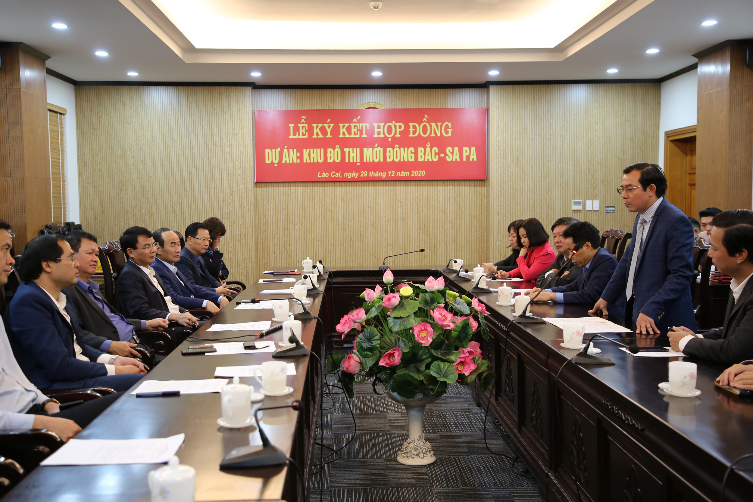 Ký kết hợp đồng đầu tư dự án Đô thị mới Đông Bắc Sa Pa ảnh 1