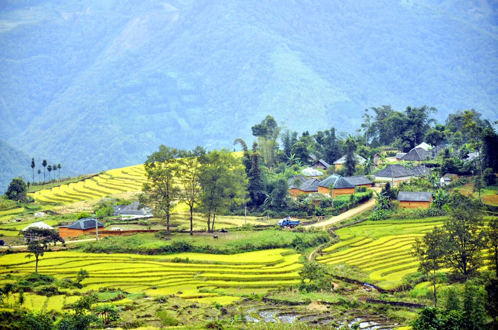 Bài 1: Y Tý - vùng đất gây thương nhớ ảnh 2
