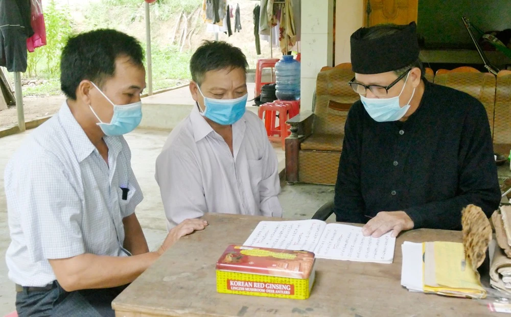Thầy làm phúc ảnh 2