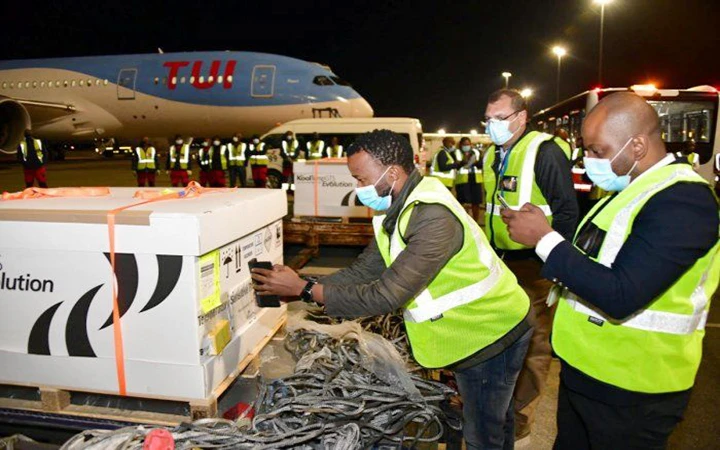 Chông chênh hành trình vượt "bão Covid" ảnh 1