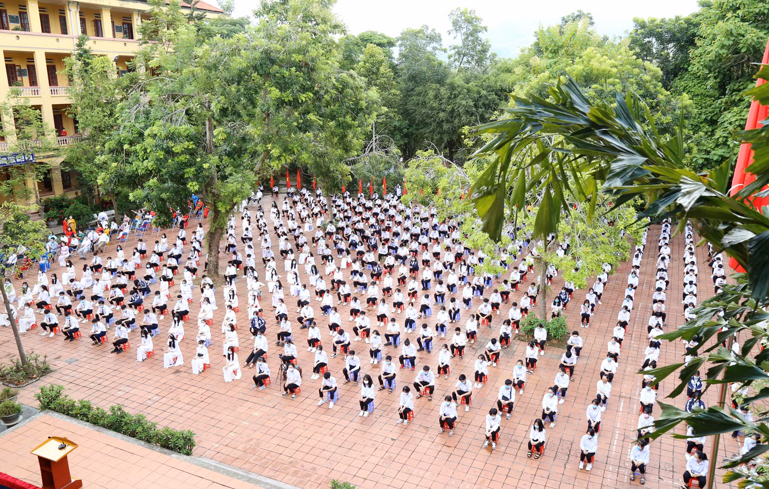 Lào Cai: Gần 228 nghìn học sinh dự Lễ khai giảng năm học mới ảnh 6 Lào Cai: Gần 228 nghìn học sinh dự Lễ khai giảng năm học mới ảnh 6