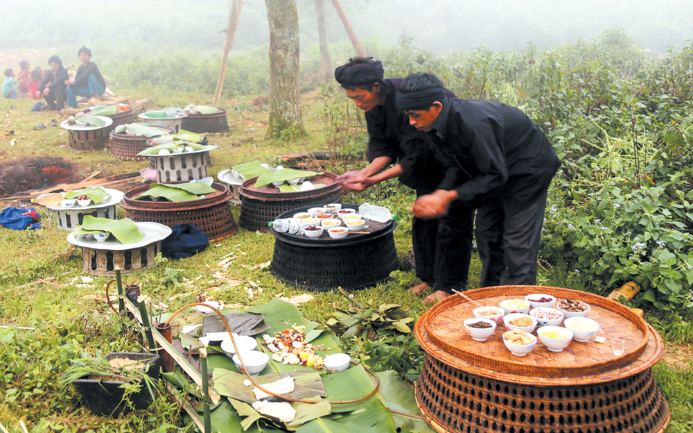 Biểu tượng ấm no, may mắn của người vùng cao ảnh 2 Biểu tượng ấm no, may mắn của người vùng cao ảnh 2