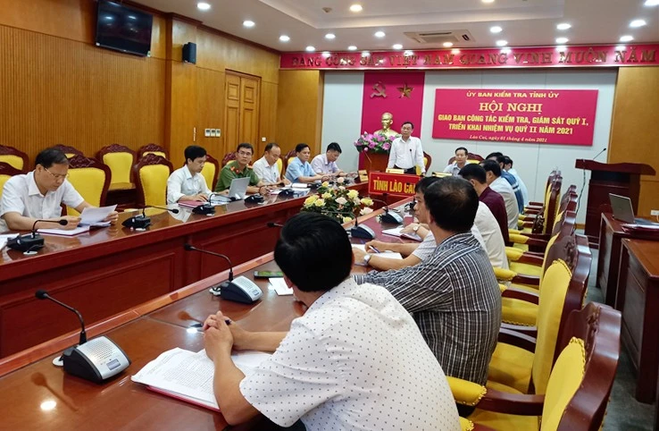 Ủy ban Kiểm tra Tỉnh ủy giao ban công tác kiểm tra, giám sát. Ảnh: Tư liệu